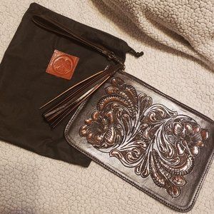 Tributo Clutch Purse